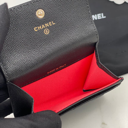 CC FLAP CARD HOLDER 11 BLACK GRAINED CALFSKIN GOLD ICON