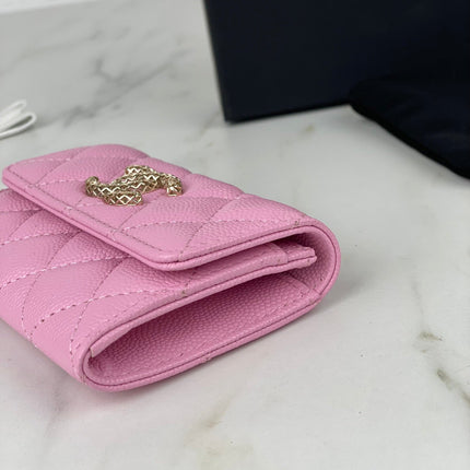 CC FLAP CARD HOLDER 11 PINK GRAINED CALFSKIN GOLD ICON
