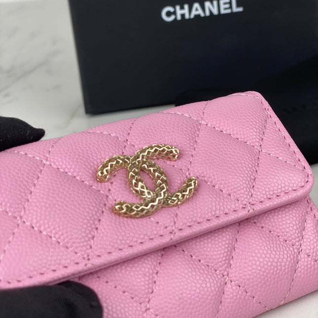 CC FLAP CARD HOLDER 11 PINK GRAINED CALFSKIN GOLD ICON