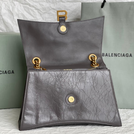 CRUSH MEDIUM CHAIN BAG 31 IN SUVA GRAY CRUSHED CALFSKIN GOLD HARDWARE