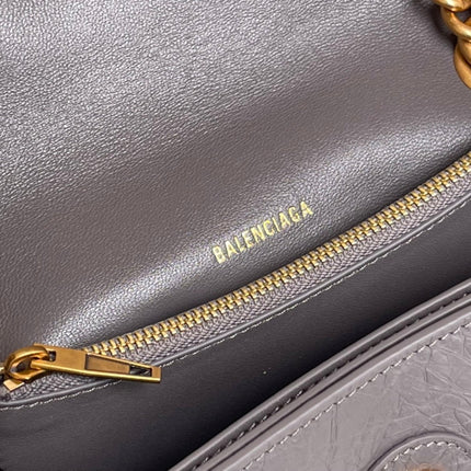 CRUSH SMALL CHAIN BAG 25 IN SUVA GRAY CRUSHED CALFSKIN GOLD HARDWARE