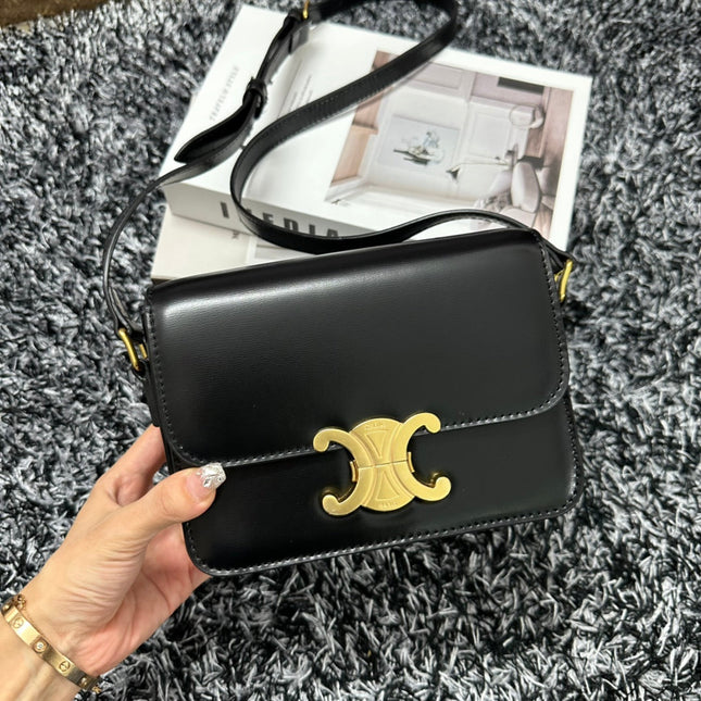 TRIOMPHE TEEN 18 BLACK COWHIDE LEATHER