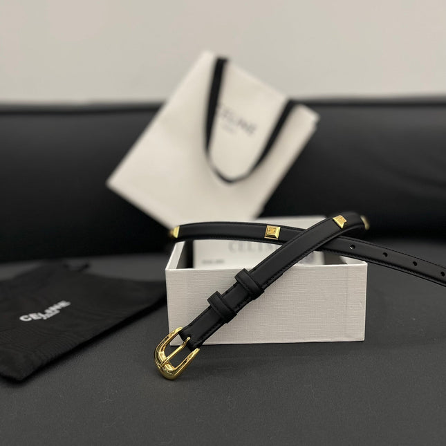 CL SMALL 18 MM TRIOMPHE BELT IN TAURILLON BLACK LEATHER GOLD HARDWARE