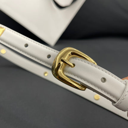 CL SMALL 18 MM TRIOMPHE BELT IN TAURILLON WHITE LEATHER GOLD HARDWARE