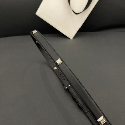 CL SMALL 18 MM TRIOMPHE BELT IN TAURILLON BLACK LEATHER SILVER HARDWARE