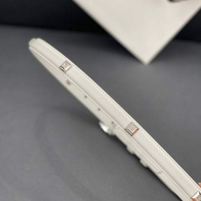 CL SMALL 18 MM TRIOMPHE BELT IN TAURILLON WHITE LEATHER SILVER HARDWARE
