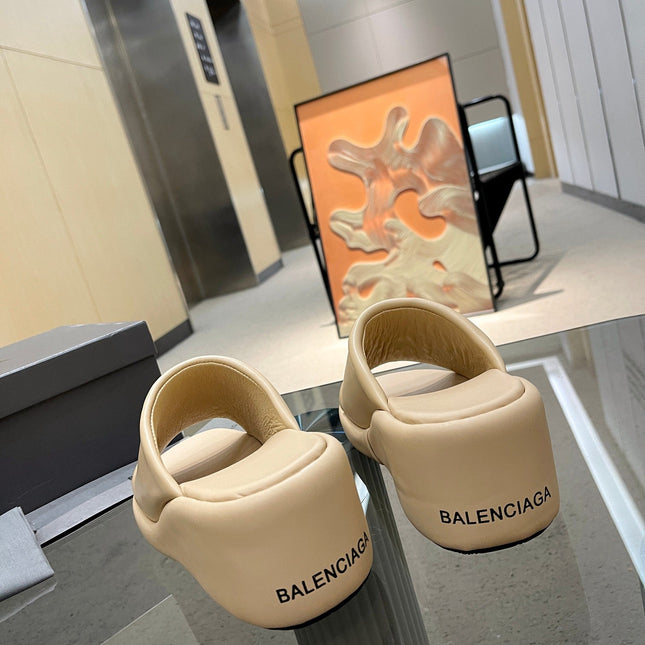 WEDGE SANDALS IN BEIGE SOFT LAMBSKIN