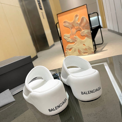 WEDGE SANDALS IN WHITE SOFT LAMBSKIN