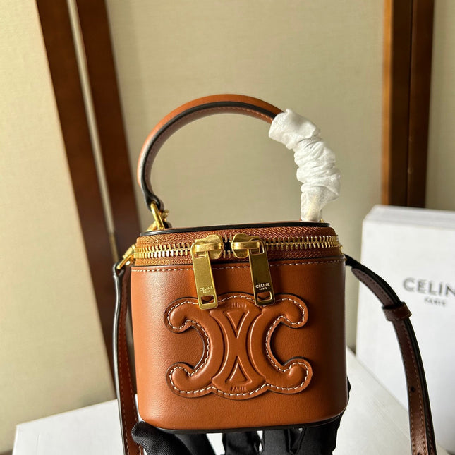 MINI VANITY CASE CUIR TRIOMPHE 9 IN BRONZE BROWN SMOOTH CALFSKIN