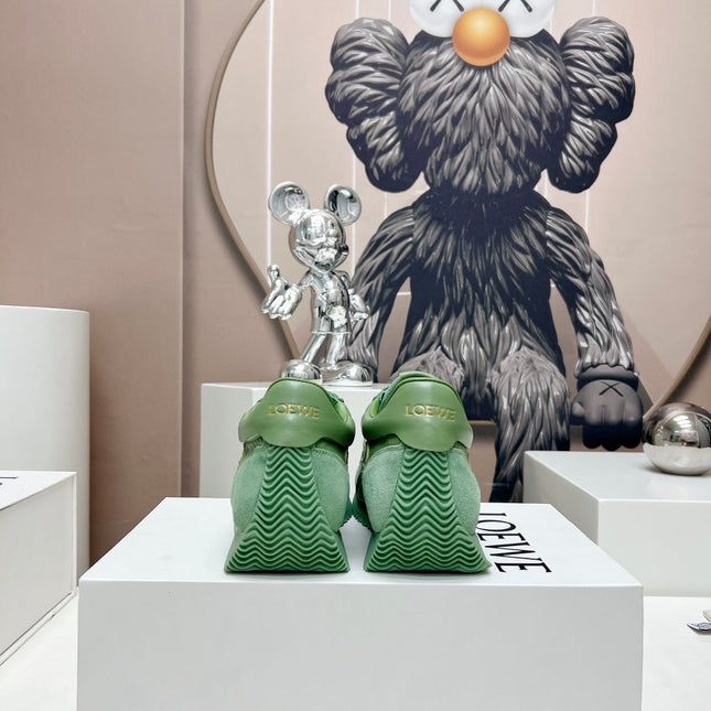 FLOW RUNNER SNEAKER IN BASIL GREEN SUEDE AND SHEEPSKIN