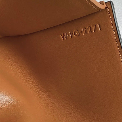 TRIOMPHE 9 WALLET TWO-IN-ONE OLD FLOWER BROWN CALFSKIN