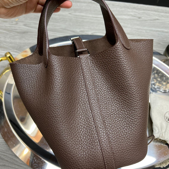 HM PICOTIN LOCK 18 CHOCOLATE CALFSKIN