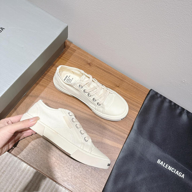 BALENCIAGA 25S SNEAKER IN CREAM WHITE CANVAS