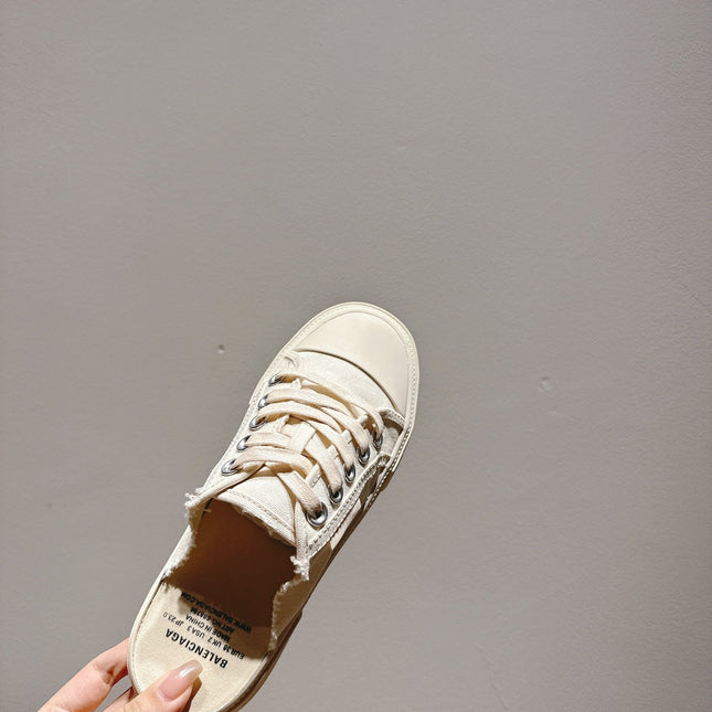 BALENCIAGA 25S SPORT CLOGS IN CREAM WHITE CANVAS