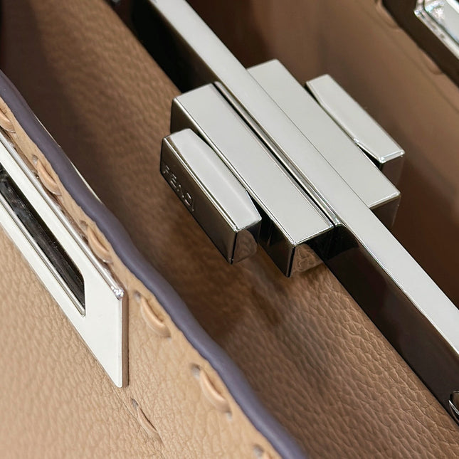 PEEKABOO ISEEU 33 IN CIDER BROWN GRAINED CALFSKIN SILVER HARDWARE