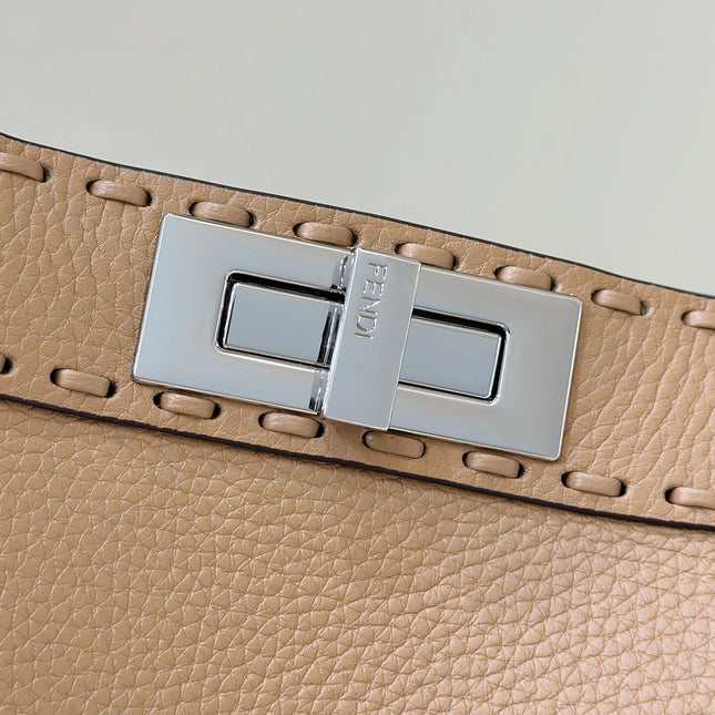 PEEKABOO ISEEU 33 IN CIDER BROWN GRAINED CALFSKIN SILVER HARDWARE