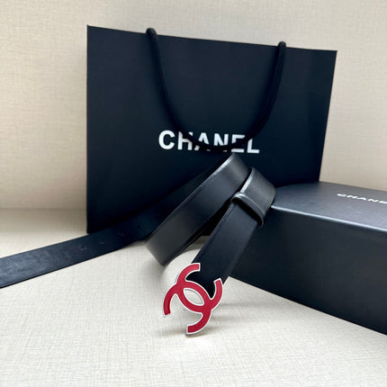 CC 30MM BELT IN BLACK SMOOTH CALFSKIN WITH RED METAL LOGO