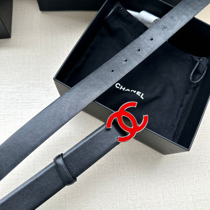 CC 30MM BELT IN BLACK SMOOTH CALFSKIN WITH RED METAL LOGO