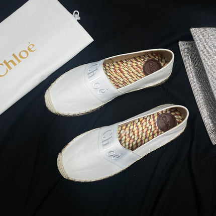 WOVEN LOAFER IN WHITE DENIM AND COLORFUL RAFFIA