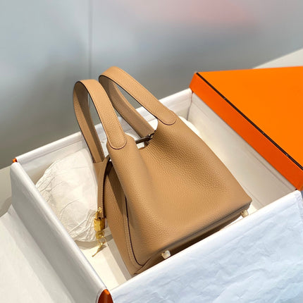 picotin lock 18 beige togo ghw