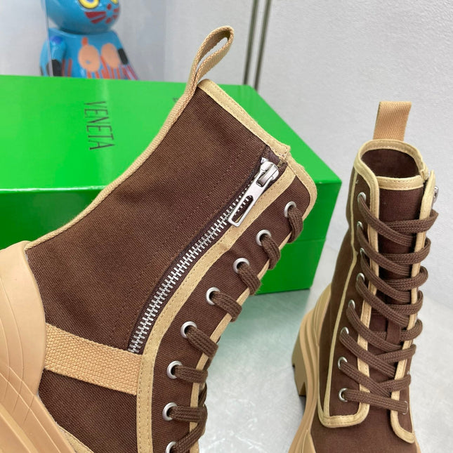 RIBBON BOMBER LACE-UP BOOTS IN RUSSET MIX PEANUT BROWN CANVAS