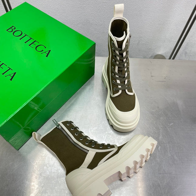 RIBBON BOMBER LACE-UP BOOTS IN OLIVE GREEN MIX WHITE CANVAS