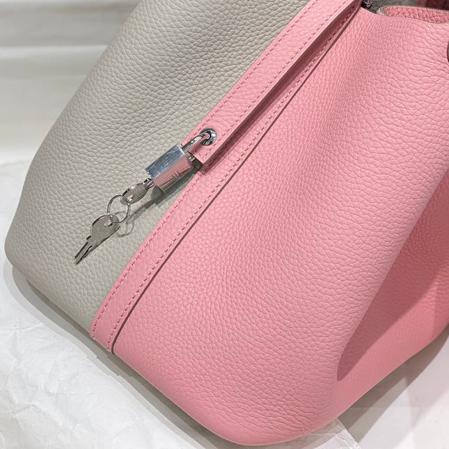 HM PICOTIN LOCK 22 CREAM AND PINK CALFSKIN