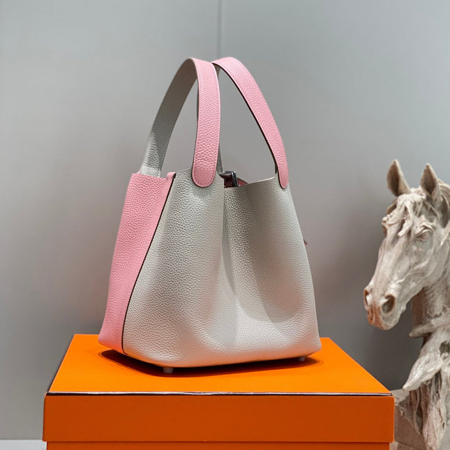 HM PICOTIN LOCK 22 CREAM AND PINK CALFSKIN