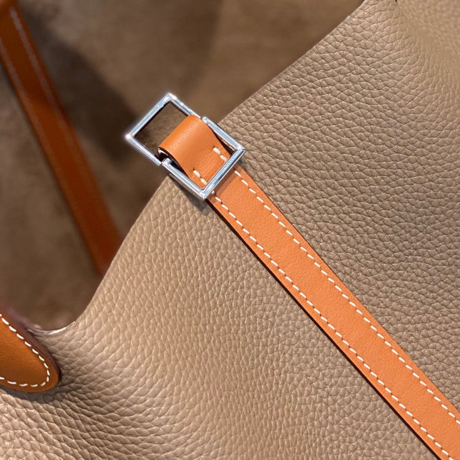 HM PICOTIN LOCK 22 ASH BROWN CALFSKIN