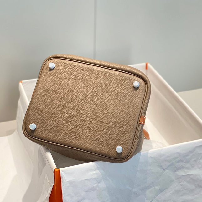 HM PICOTIN LOCK 22 ASH BROWN CALFSKIN