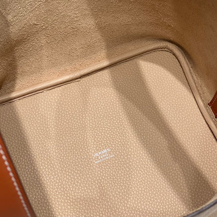 HM PICOTIN LOCK 22 BEIGE AND BROWN CALFSKIN