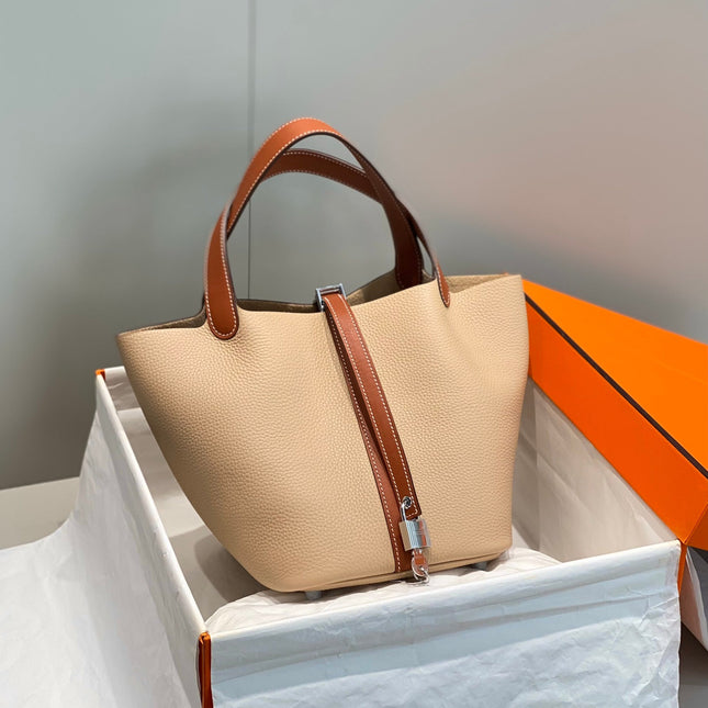 HM PICOTIN LOCK 22 BEIGE AND BROWN CALFSKIN