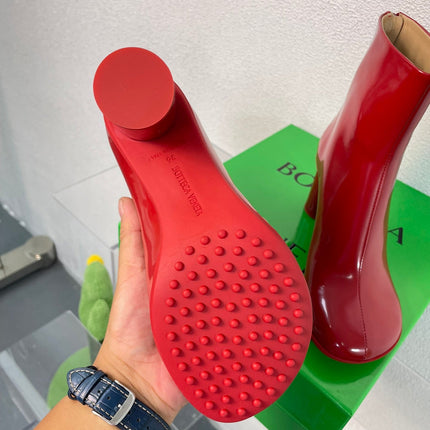 ATOMIC ANKLE BOOT IN RUBY RED CALFSKIN 75 MM