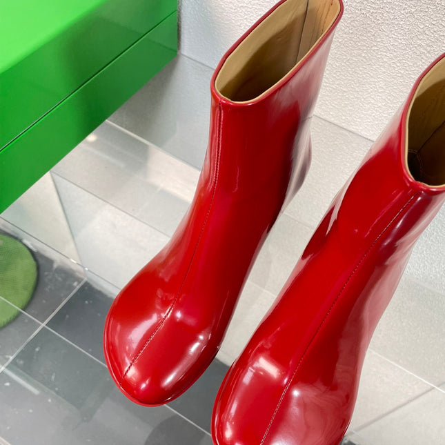 ATOMIC ANKLE BOOT IN RUBY RED CALFSKIN 75 MM