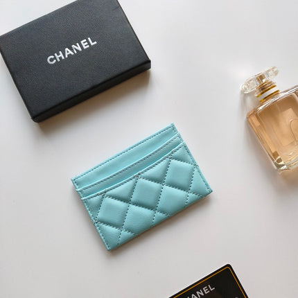 CC CARD HOLDER 11.2 SKY CALFSKIN GOLD ICON