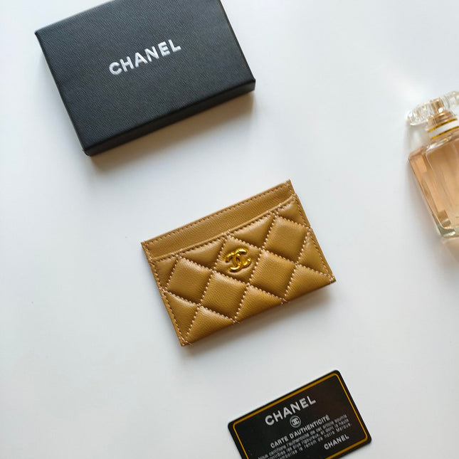 CC CARD HOLDER 11.2 AMBER GRAINED CALFSKIN GOLD ICON