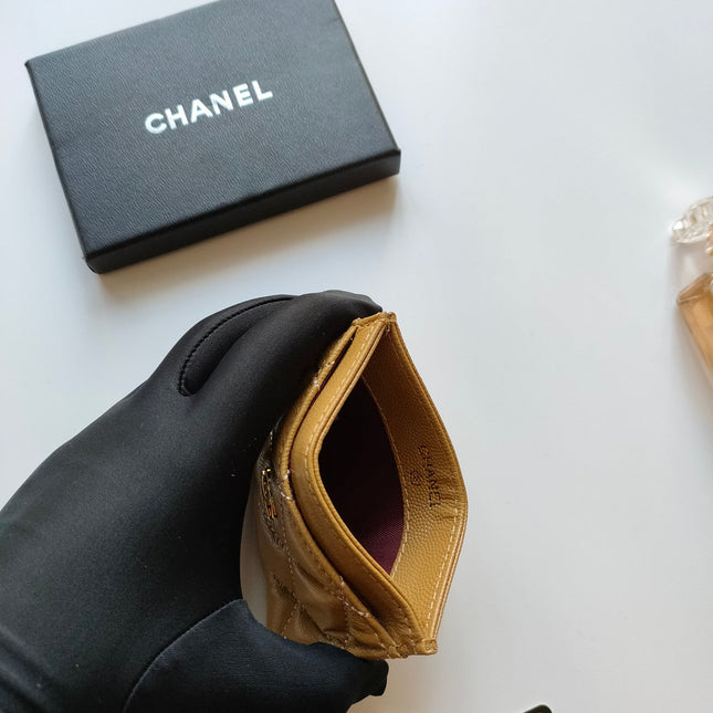 CC CARD HOLDER 11.2 AMBER GRAINED CALFSKIN GOLD ICON