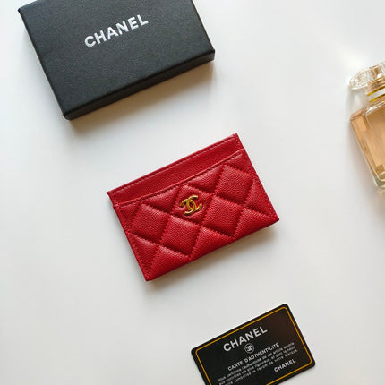 CC CARD HOLDER 11.2 RED GRAINED CALFSKIN GOLD ICON