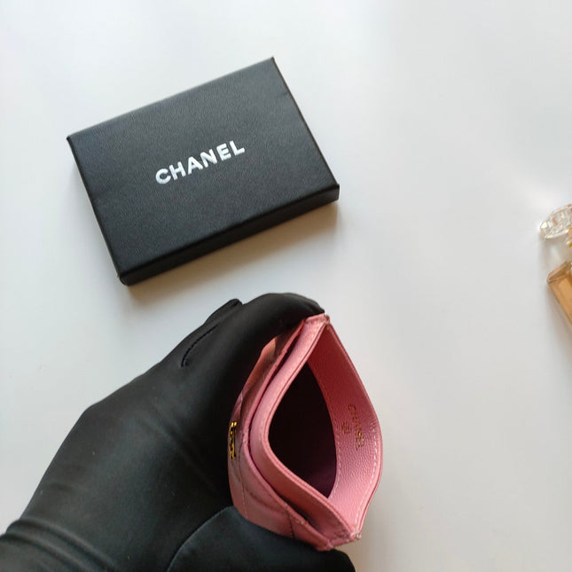 CC CARD HOLDER 11.2 PINK GRAINED CALFSKIN GOLD ICON