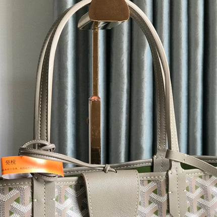 SAINT LOUIS PM 34 IN GREY MIX GREEN GOYARDINE CANVAS AND CALFSKIN