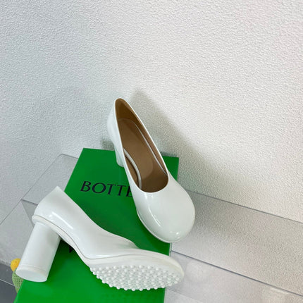 ATOMIC HIGH PUMP 9 CM IN WHITE CALFSKIN