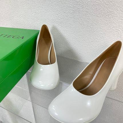 ATOMIC HIGH PUMP 9 CM IN WHITE CALFSKIN