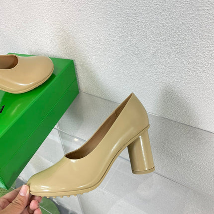 ATOMIC HIGH PUMP 9 CM IN BISQUE BEIGE CALFSKIN