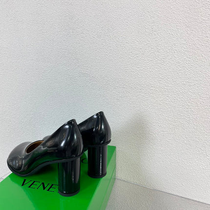 ATOMIC HIGH PUMP 9 CM IN BLACK CALFSKIN