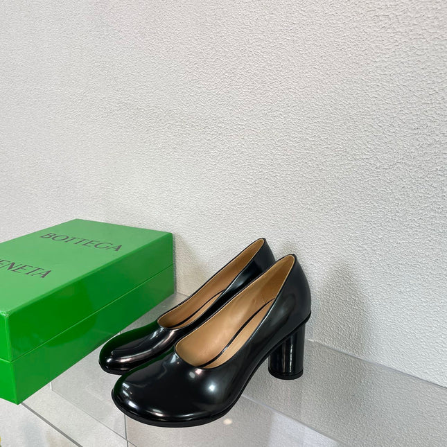 ATOMIC HIGH PUMP 9 CM IN BLACK CALFSKIN