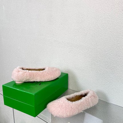 ATOMIC SHEARLING BALLERINA FLATS LIGHT PINK