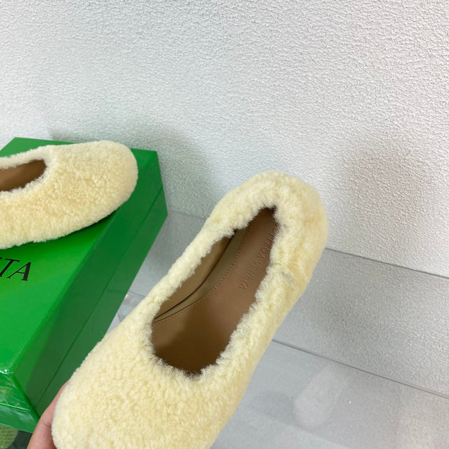 ATOMIC SHEARLING BALLERINA FLATS LIGHT YELLOW