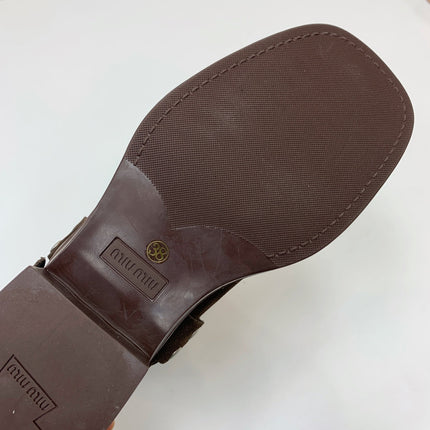 THICK-SOLED METAL BUCKLE BOOTS IN CHOCOLATE BROWN SUEDE