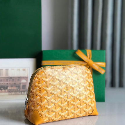 VENDÔME COSMETIC POUCH 17 IN YELLOW GOYARDINE CANVAS AND CALFSKIN TRIM