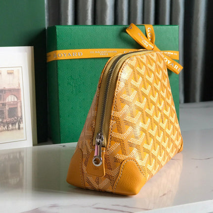 VENDÔME COSMETIC POUCH 17 IN YELLOW GOYARDINE CANVAS AND CALFSKIN TRIM